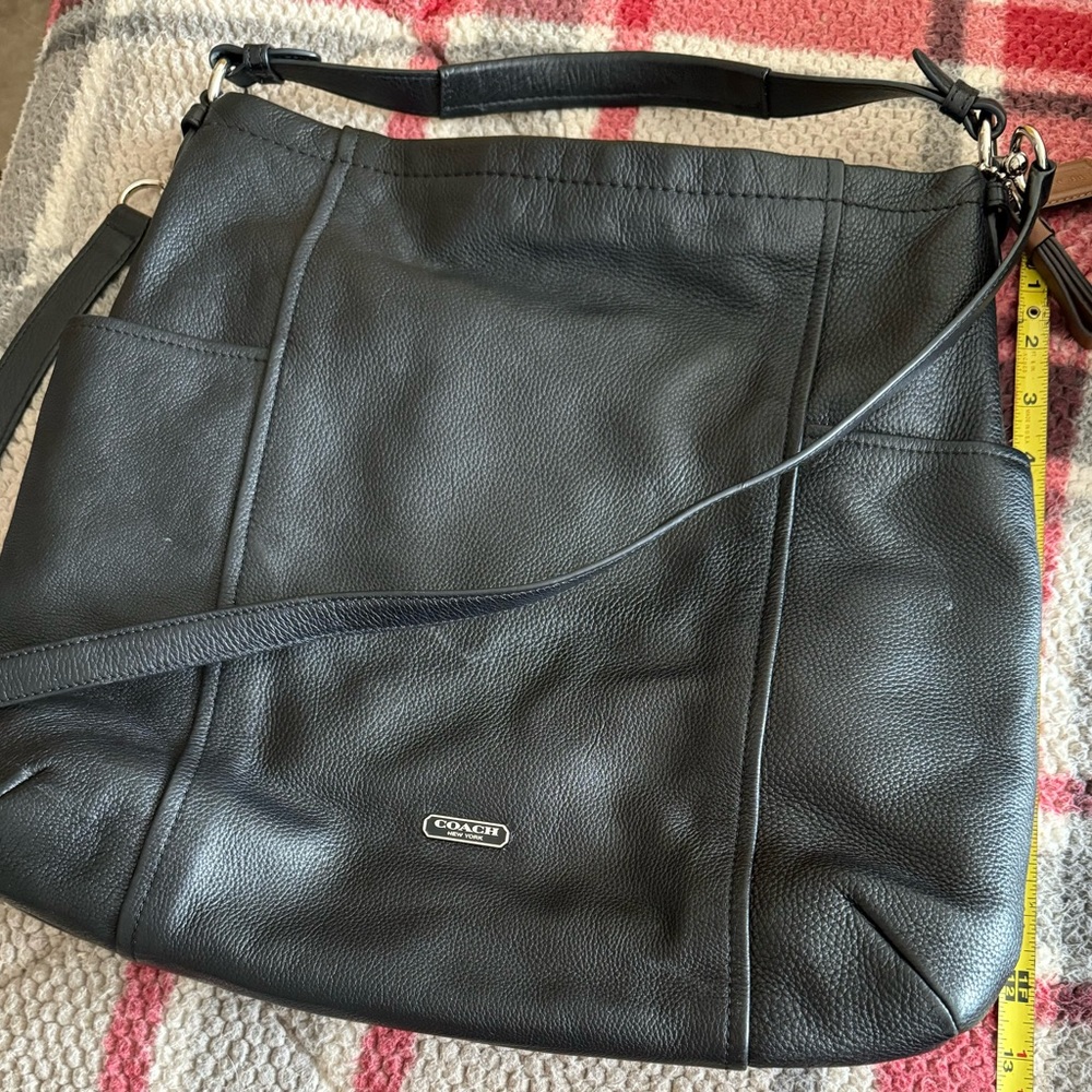 Coach tote - Picture 4 of 4